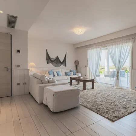 Вилла Blue Sphere With Pool By Wonderful Italy *