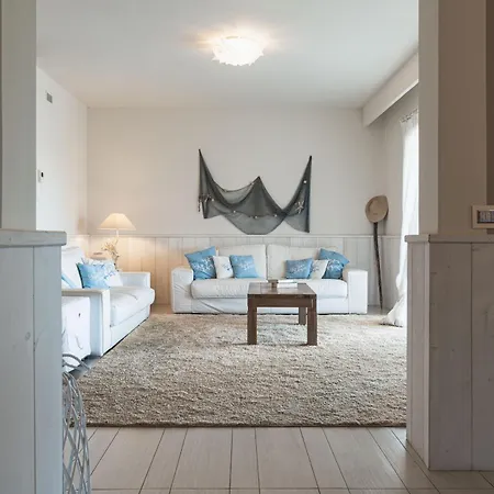 Blue Sphere With Pool By Wonderful Italy Villa *