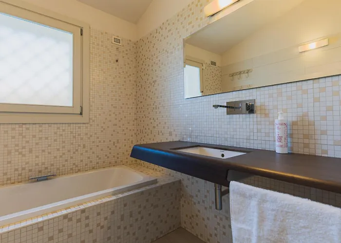 فيلة Blue Sphere With Pool By Wonderful Italy أولبيا