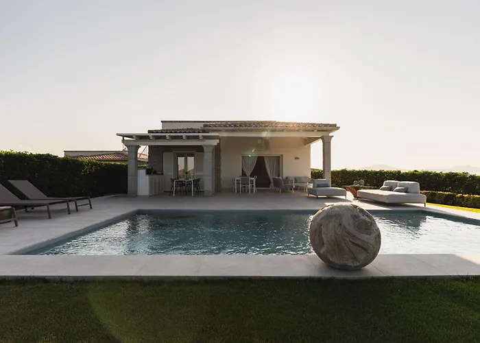 فيلة Blue Sphere With Pool By Wonderful Italy